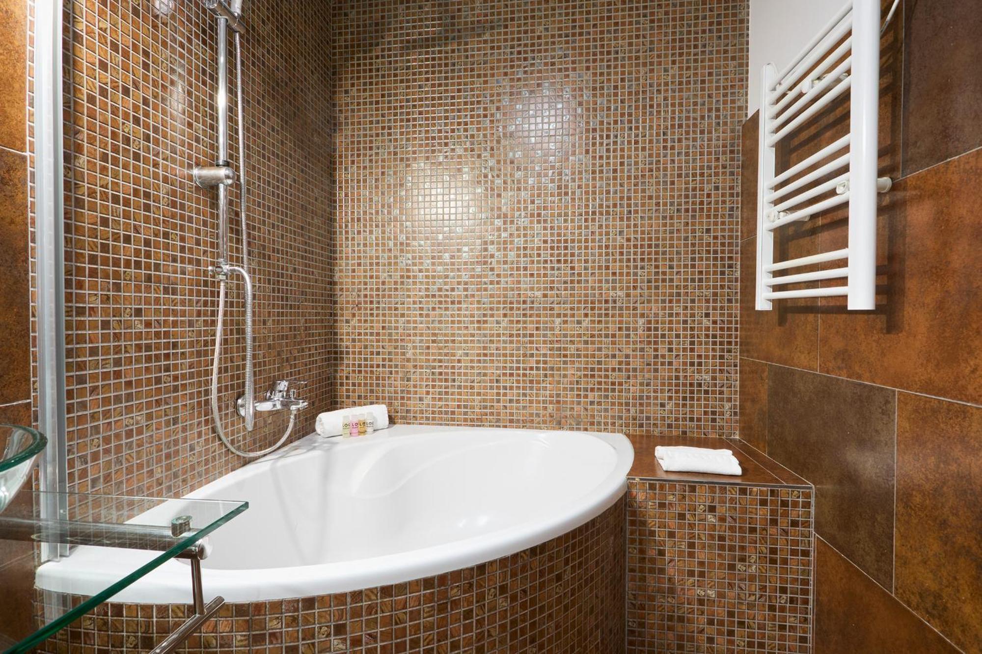 12gra1070 - Cozy Flat In The Heart Of Gracia! * Barcelona